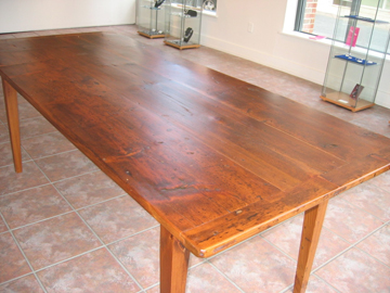 Farm table